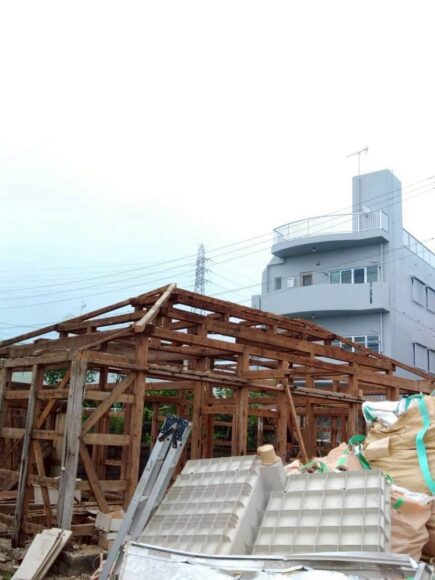 施工中